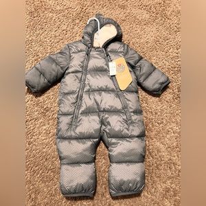 Gap 0-6 neutral baby jacket